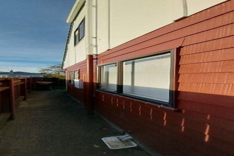 Photo of property in 64 Wakefield Street, Alicetown, Lower Hutt, 5010