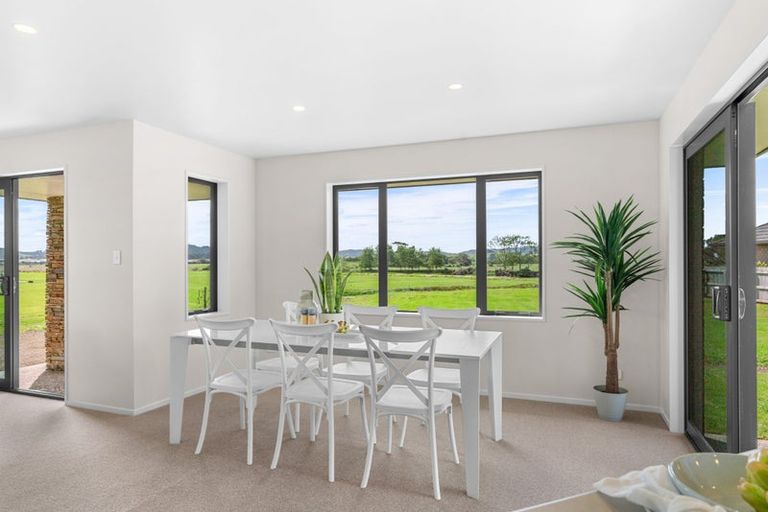 Photo of property in 12 Breton Drive, Waipu, 0510