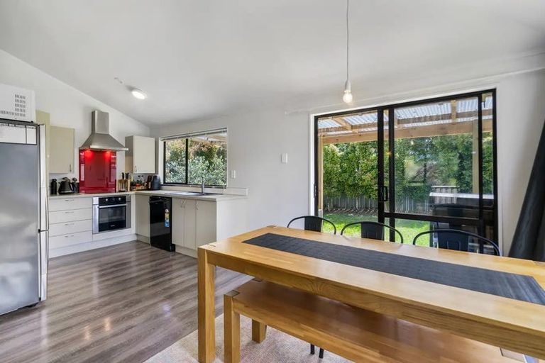 Photo of property in 126 Moire Road, West Harbour, Auckland, 0618