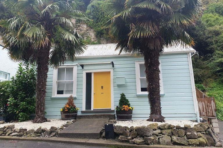 Photo of property in 116 Shakespeare Road, Bluff Hill, Napier, 4110