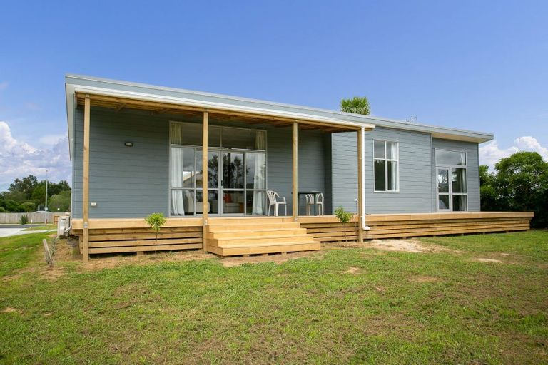 Photo of property in 18e Acacia Avenue, Kihikihi, Te Awamutu, 3800