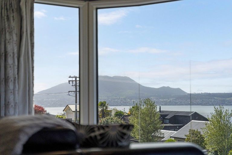 Photo of property in 82 Wakeman Road, Acacia Bay, Taupo, 3330