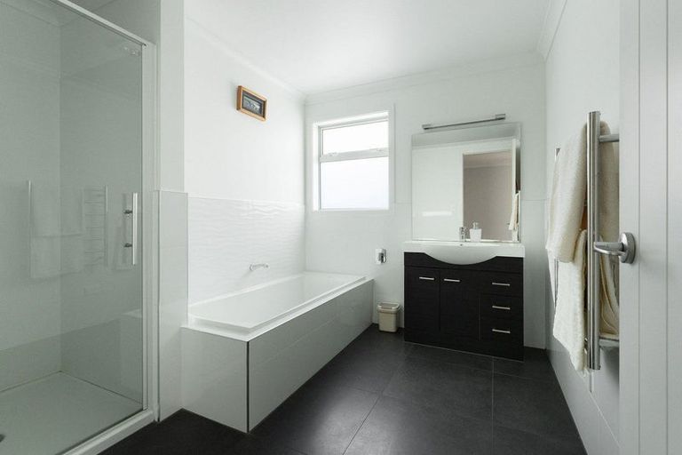 Photo of property in 72 Te Ranga Memorial Drive, Pyes Pa, Tauranga, 3112
