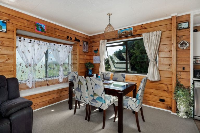 Photo of property in 137 Marsden Point Road, Ruakaka, 0116