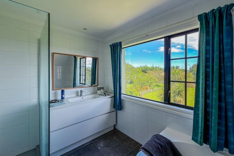 Photo of property in 1240 Brydone Glencoe Road, Pebbly Hill, Invercargill, 9872