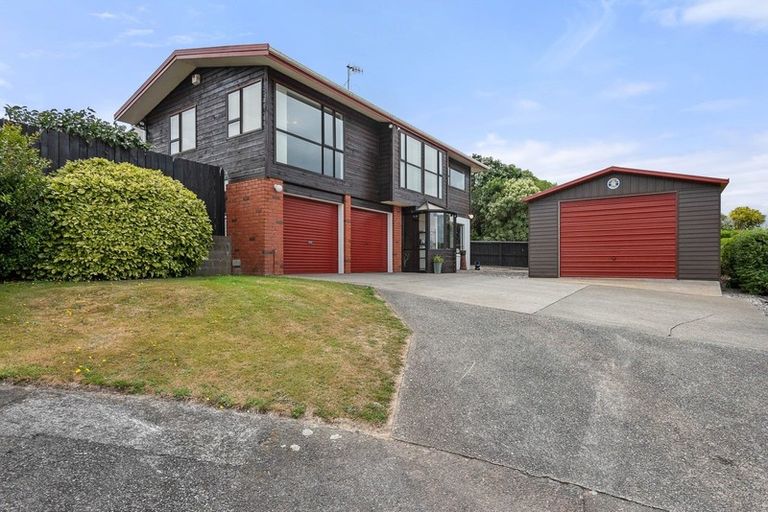 Photo of property in 1 Terrys Place, Kelson, Lower Hutt, 5010