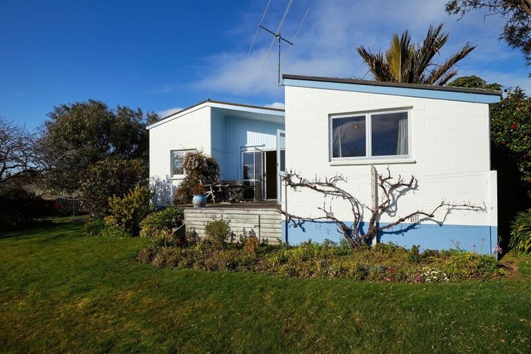 Photo of property in 24 Hastings Street, Kaikoura, 7300