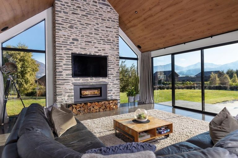 Photo of property in 3 Guernsey Lane, Jacks Point, Queenstown, 9371