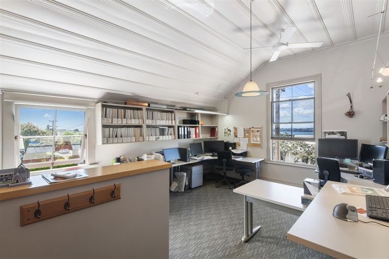 Photo of property in 58 Calliope Road, Stanley Point, Auckland, 0624