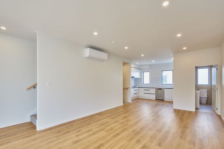 Photo of property in 2 The Boulevard, Sunnyhills, Auckland, 2010