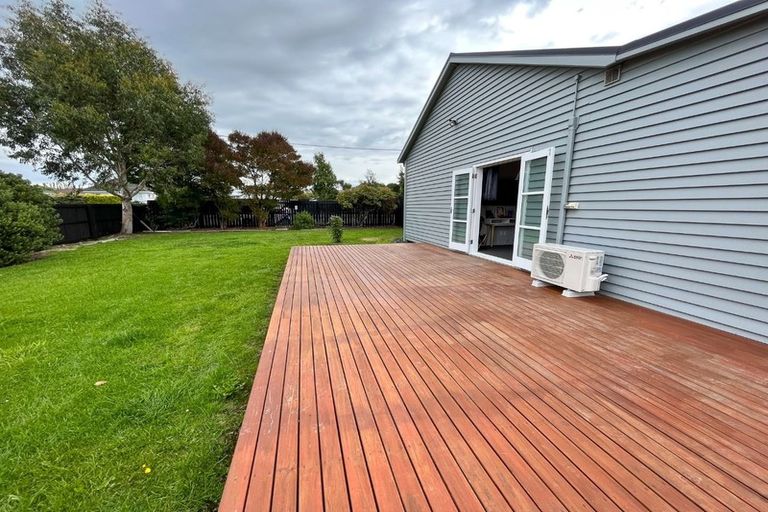 Photo of property in 868 Main North Road, Belfast, Christchurch, 8051