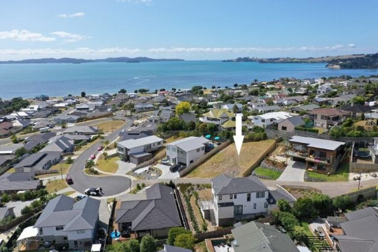 Photo of property in 15 Ariel Place, Snells Beach, 0920