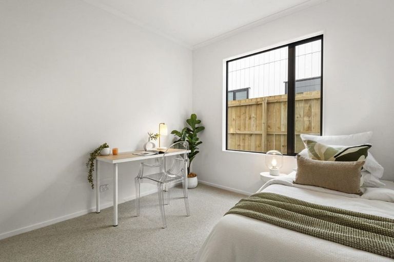 Photo of property in 36b Kukuwai Avenue, Red Beach, 0932