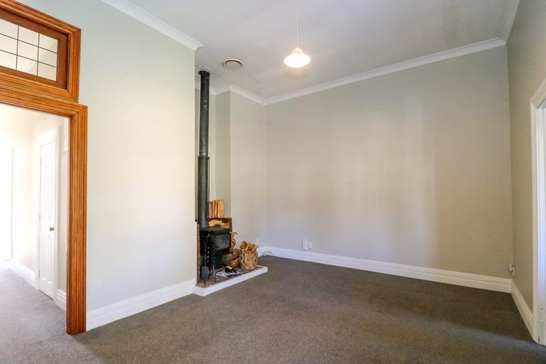 Photo of property in 24 Lombard Street, Palmerston North, 4410
