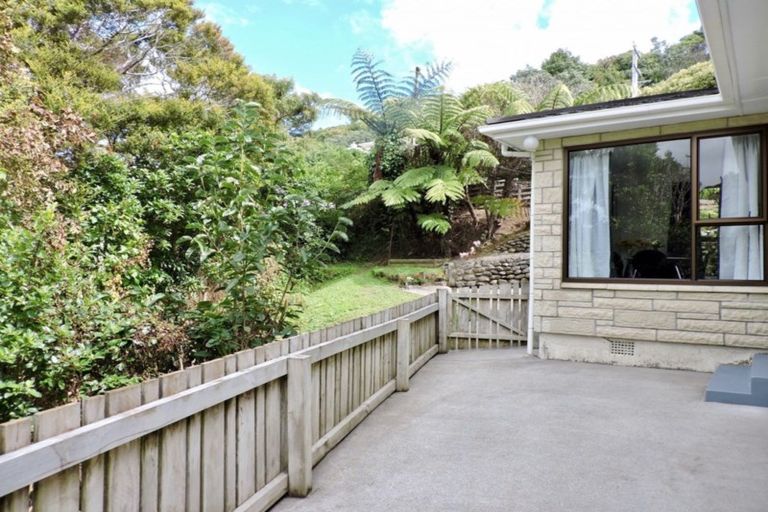 Photo of property in 13 Chester Road, Tawa, Wellington, 5028