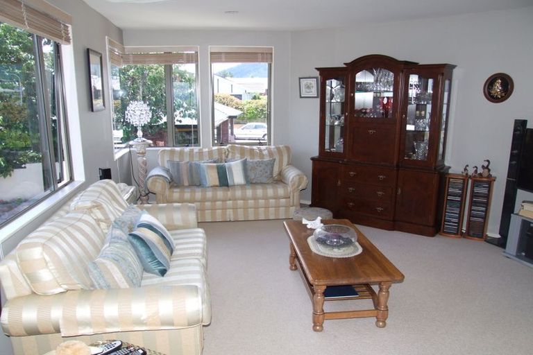 Photo of property in 2/72 Harvey Street, Waipahihi, Taupo, 3330