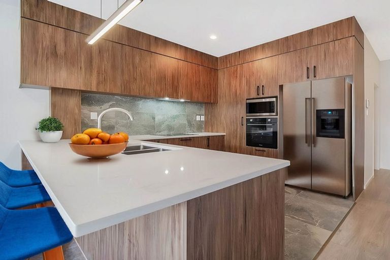 Photo of property in 2 Faithful Drive, Karaka, Papakura, 2113