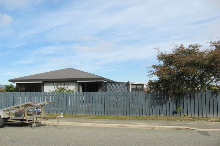 Photo of property in 30 Temple Crescent, Gleniti, Timaru, 7910