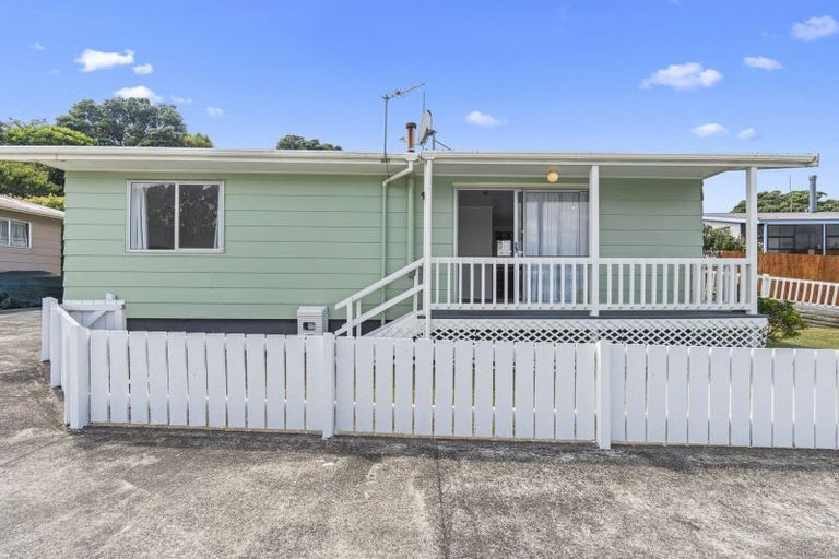 Photo of property in 1/25 Tahurangi Place, Spotswood, New Plymouth, 4310