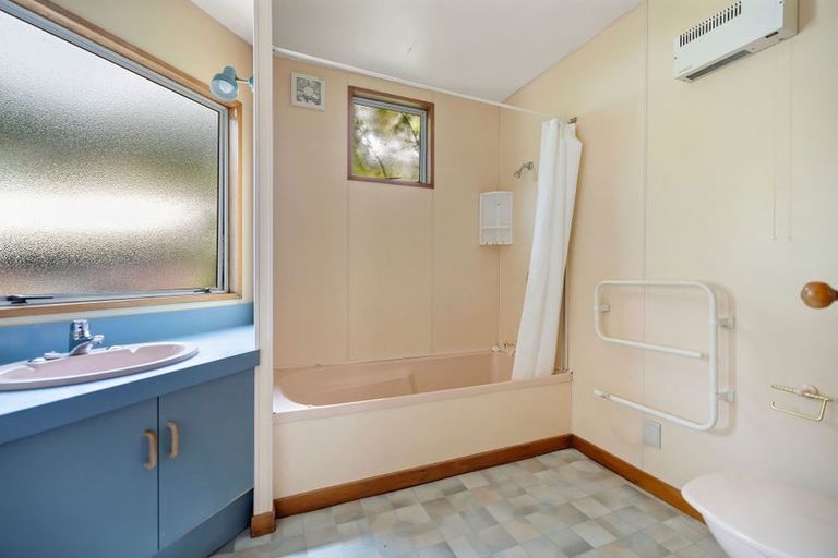 Photo of property in 23 Golden Terrace, Queenstown, 9300