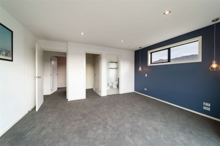 Photo of property in 122 Rob Roy Lane, Wanaka, 9305