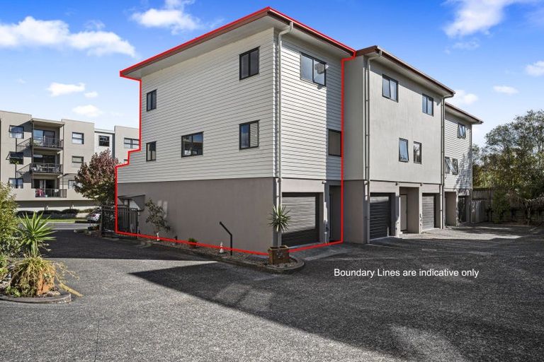 Photo of property in 6/46 Carlos Drive, Flat Bush, Auckland, 2016