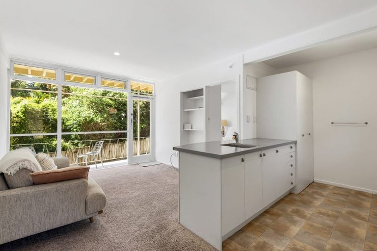 Photo of property in 6/93 Vauxhall Road, Devonport, Auckland, 0624