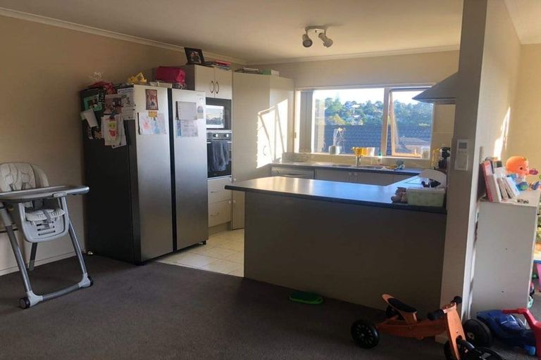 Photo of property in 3 Exotic Place, Massey, Auckland, 0614