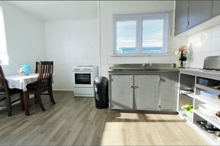 Photo of property in 56 Baird Road, Tokoroa, 3420