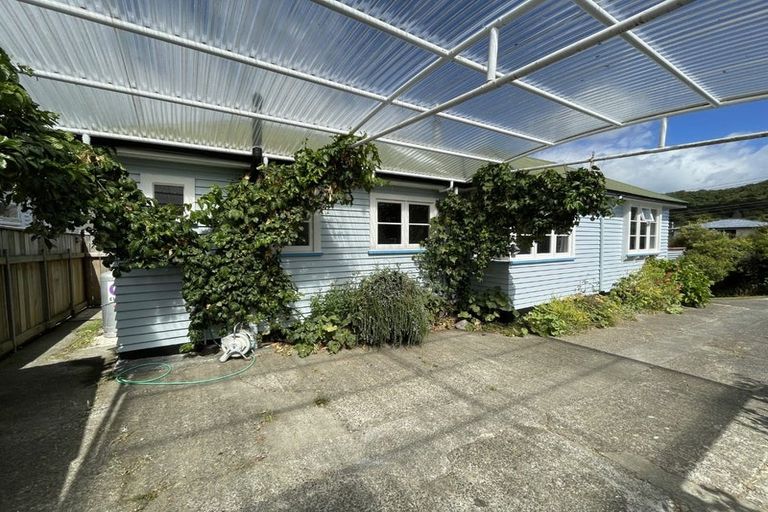 Photo of property in 146 Waikawa Road, Picton, 7220