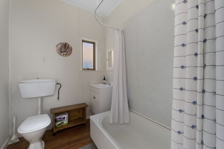 Photo of property in 22 Findlay Street, National Park, Owhango, 3989