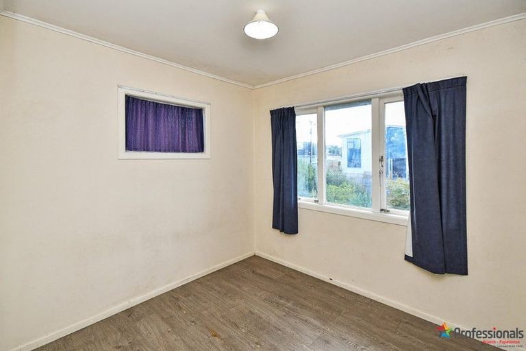Photo of property in 11 Awatere Street, Clover Park, Auckland, 2023