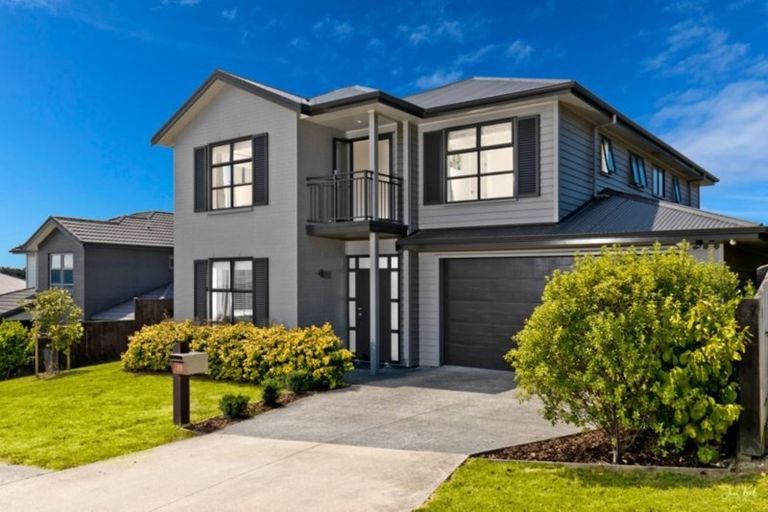 Photo of property in 88 Mackay Drive, Greenhithe, Auckland, 0632