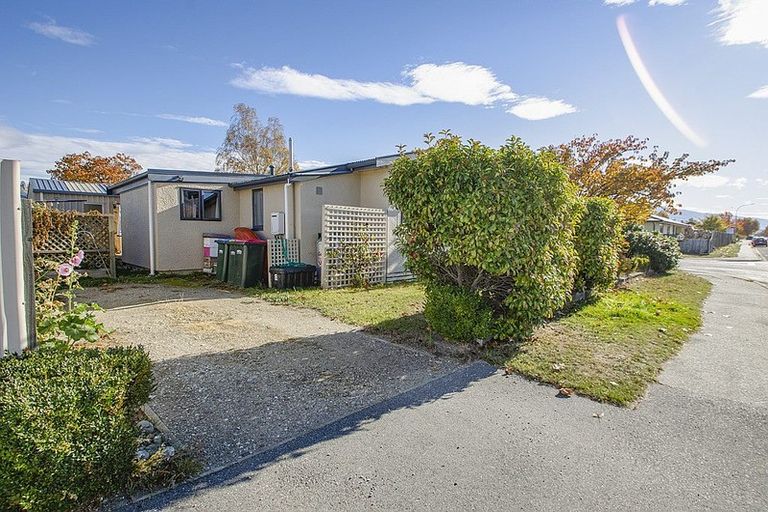 Photo of property in 2 Gavan Street, Cromwell, 9310