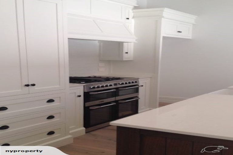 Photo of property in 35 Cassinia Close, Papamoa Beach, Papamoa, 3118