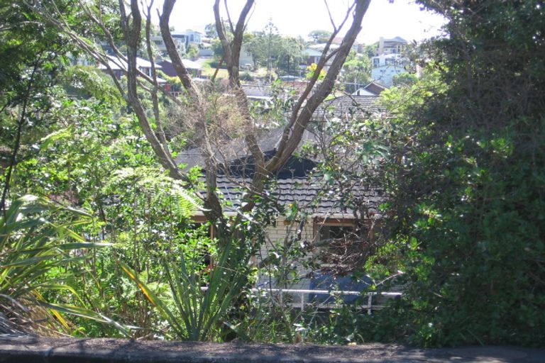 Photo of property in 1/19 Beulah Avenue, Rothesay Bay, Auckland, 0630