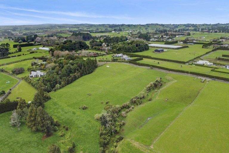 Photo of property in 412b Corbett Road, Lepperton, New Plymouth, 4373