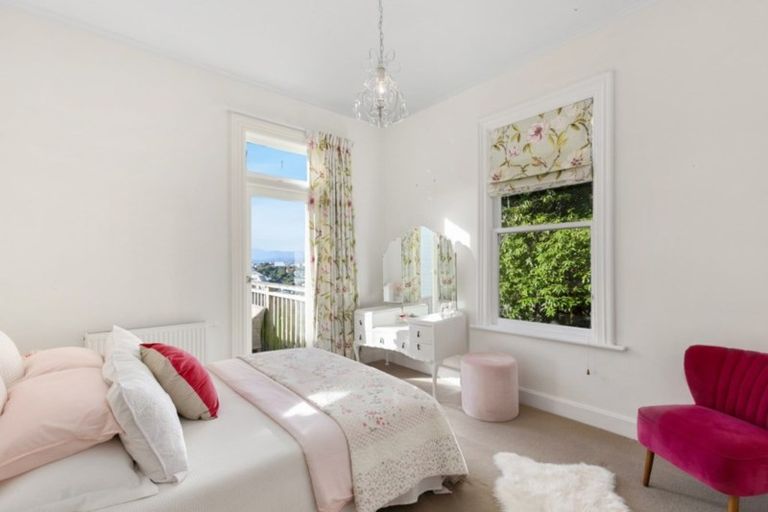 Photo of property in 82 Todman Street, Brooklyn, Wellington, 6021