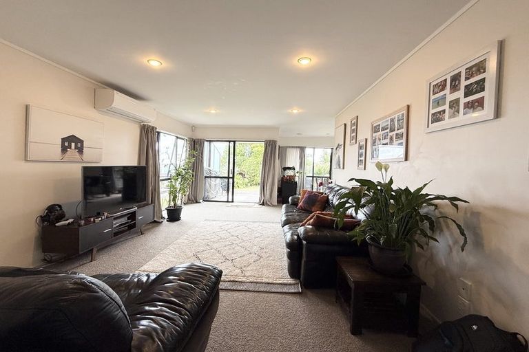 Photo of property in 1/50 Simmental Crescent, Somerville, Auckland, 2014