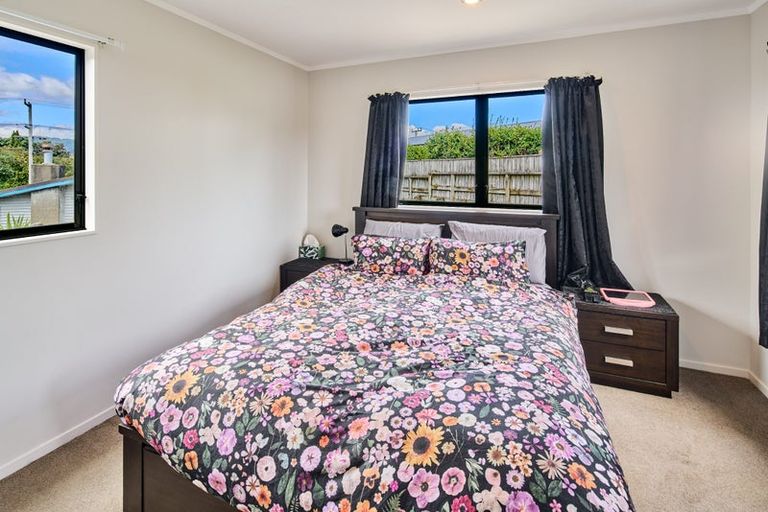 Photo of property in 7b Gray Avenue, Paraparaumu Beach, Paraparaumu, 5032