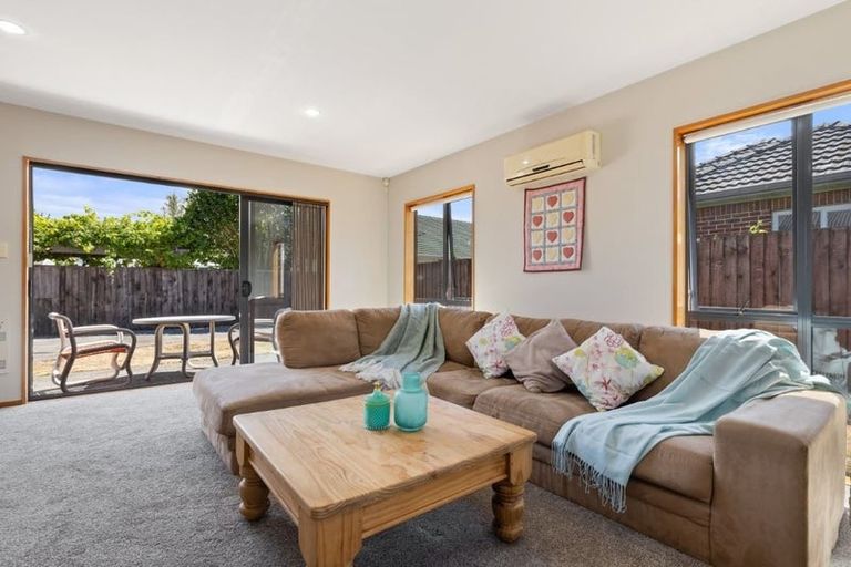 Photo of property in 2/3 Worthy Street, Ilam, Christchurch, 8041