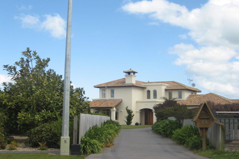 Photo of property in 24 De La Mare Drive, Leamington, Cambridge, 3432