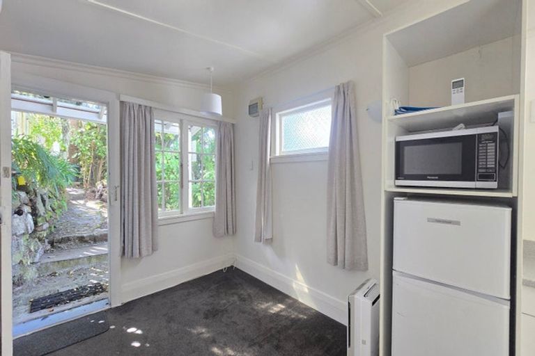 Photo of property in 31d Patanga Crescent, Thorndon, Wellington, 6011