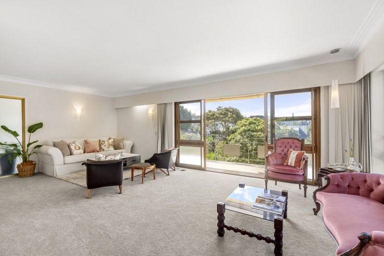 Photo of property in 3/108 Ocean View Road, Northcote, Auckland, 0627