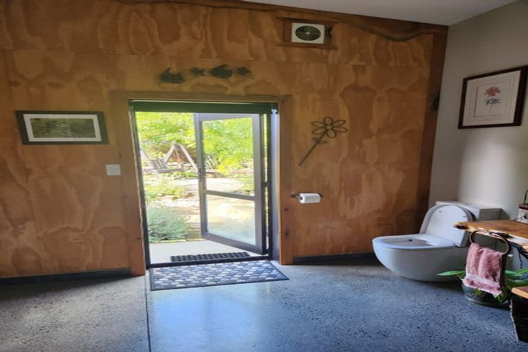 Photo of property in 542 Waitekauri Road, Waikino, Waihi, 3682