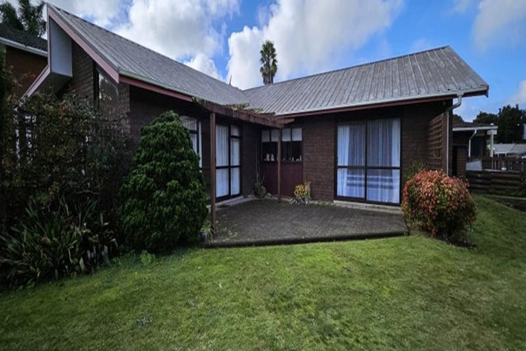 Photo of property in 24 Kotare Crescent, Maunu, Whangarei, 0110