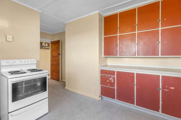 Photo of property in 616 Featherston Street, Roslyn, Palmerston North, 4414