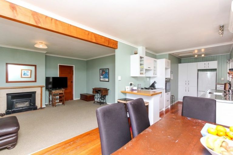 Photo of property in 47 Drake Street, Vogeltown, New Plymouth, 4310