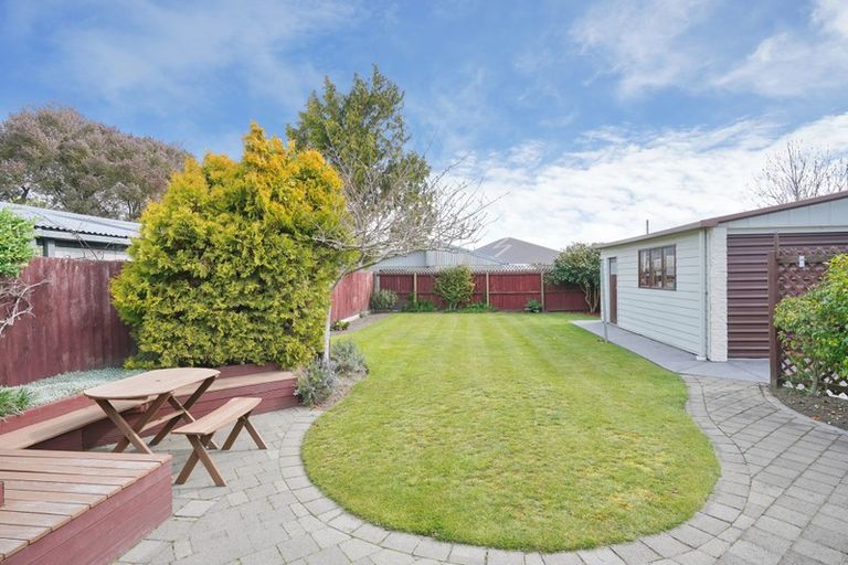 Photo of property in 181 Burwood Road, Burwood, Christchurch, 8083