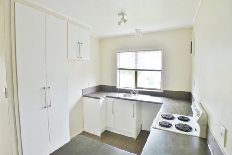 Photo of property in 1 Palomino Drive, Henderson, Auckland, 0612